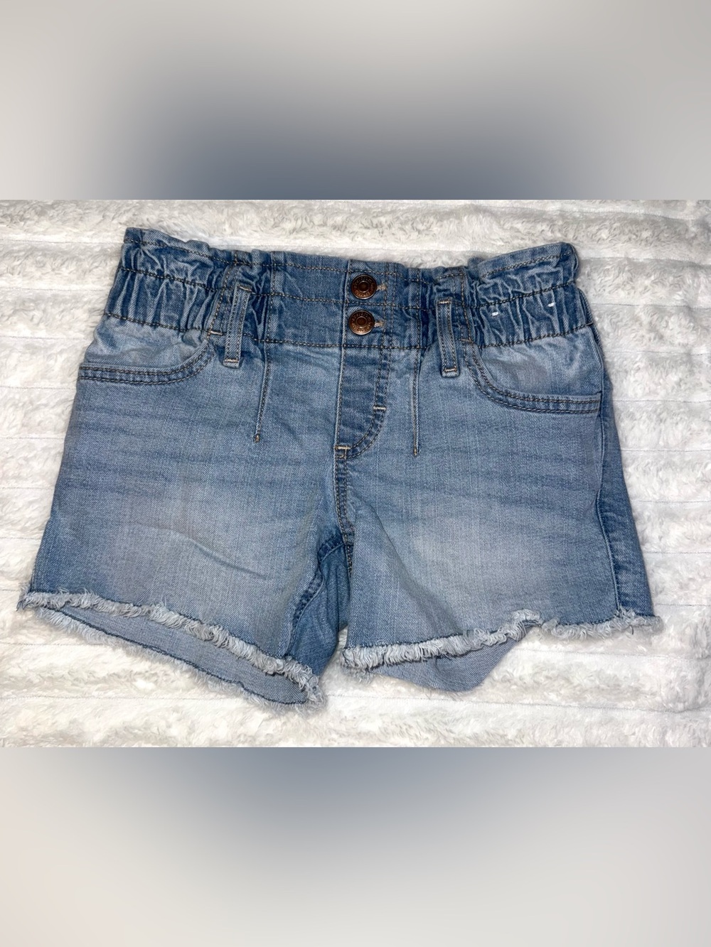 Abercrombie Kids Girls Distressed Denim High Waisted Shorts, size 9/10
